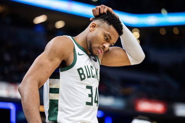 NBA-总决赛尼克斯VS马刺G1 文班单挑唐斯